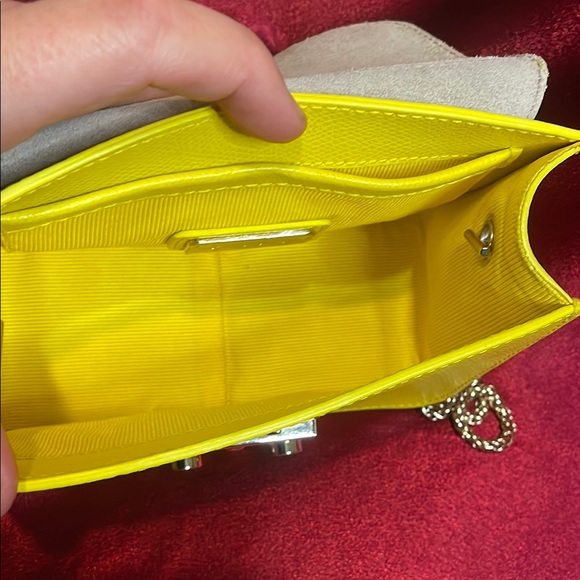 Furla Metropolis Leather Crossbody Bag EUC - Picture 5 of 11